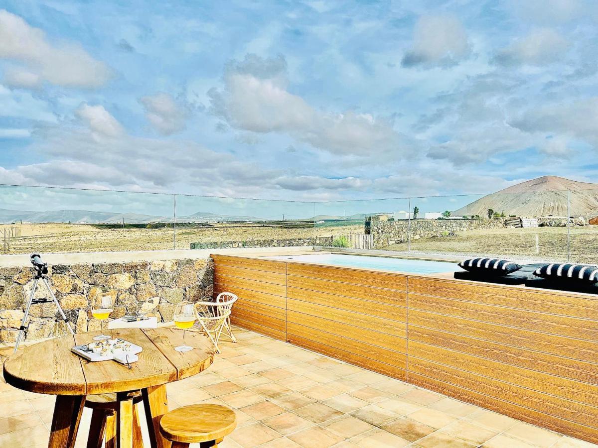 Canaryislandshost L The Sky Suites Tinajo Dış mekan fotoğraf
