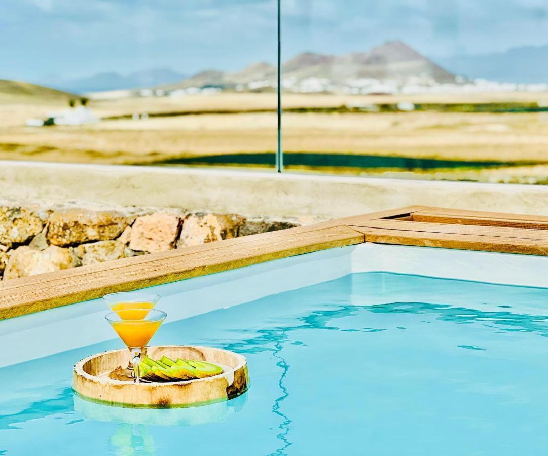 Canaryislandshost L The Sky Suites Tinajo Dış mekan fotoğraf